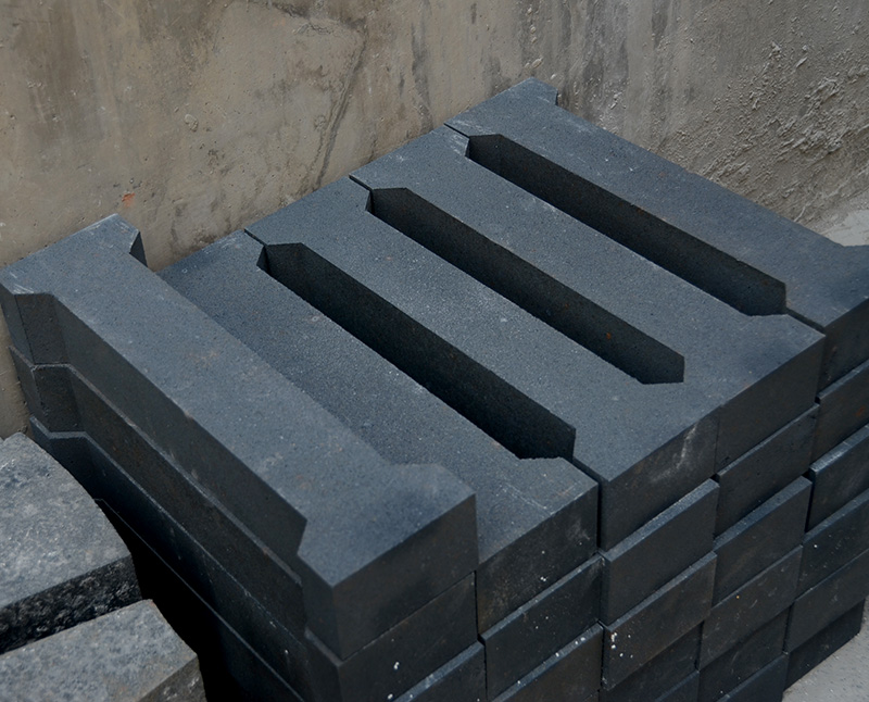 High Quality and Low Price Silicon carbide bricks Hot Sale in China High Quality and Low Price Silicon carbide bricks Hot Sale in China